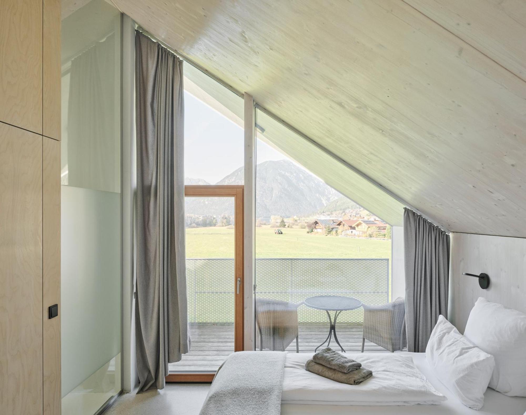 Urban Mountain Splitlevel With Lake View Maurach (Achensee) Exterior foto